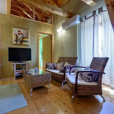 Апартаменты Donna Трогир