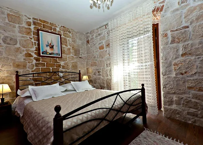 Апартаменты Donna Трогир